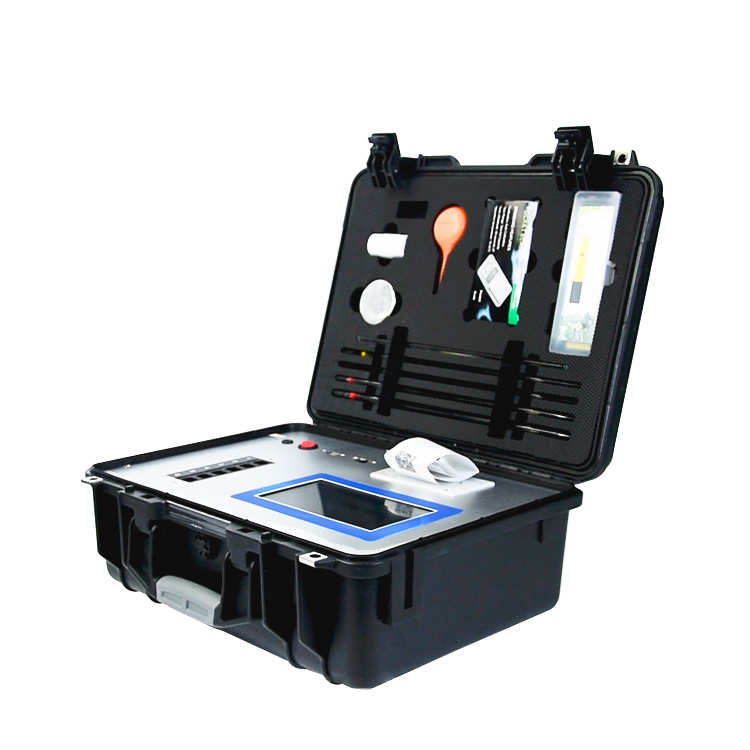Soil nutrient detector